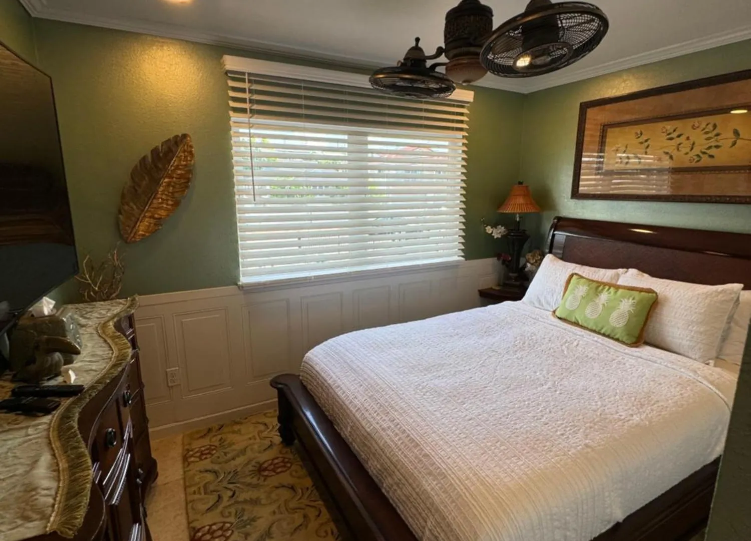 Private Bedroom In Shared Guesthouse Waikiki Beach Area 30 Day Minimum ホノルル ゲストハウス