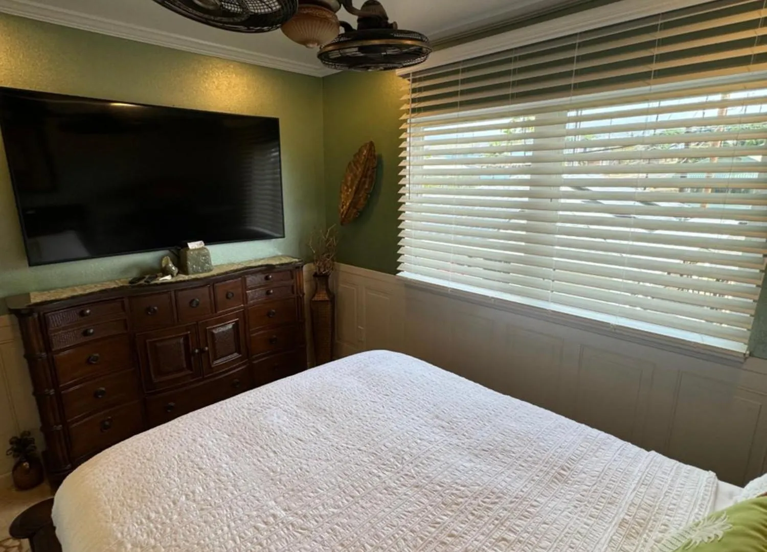 Private Bedroom In Shared Guesthouse Waikiki Beach Area 30 Day Minimum Honolulu